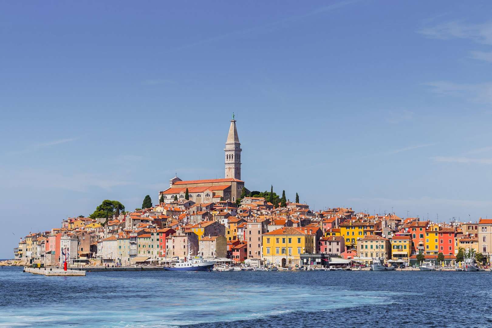 Azurblaues Meer, mittelalterliche Hafenstädte: Istrien