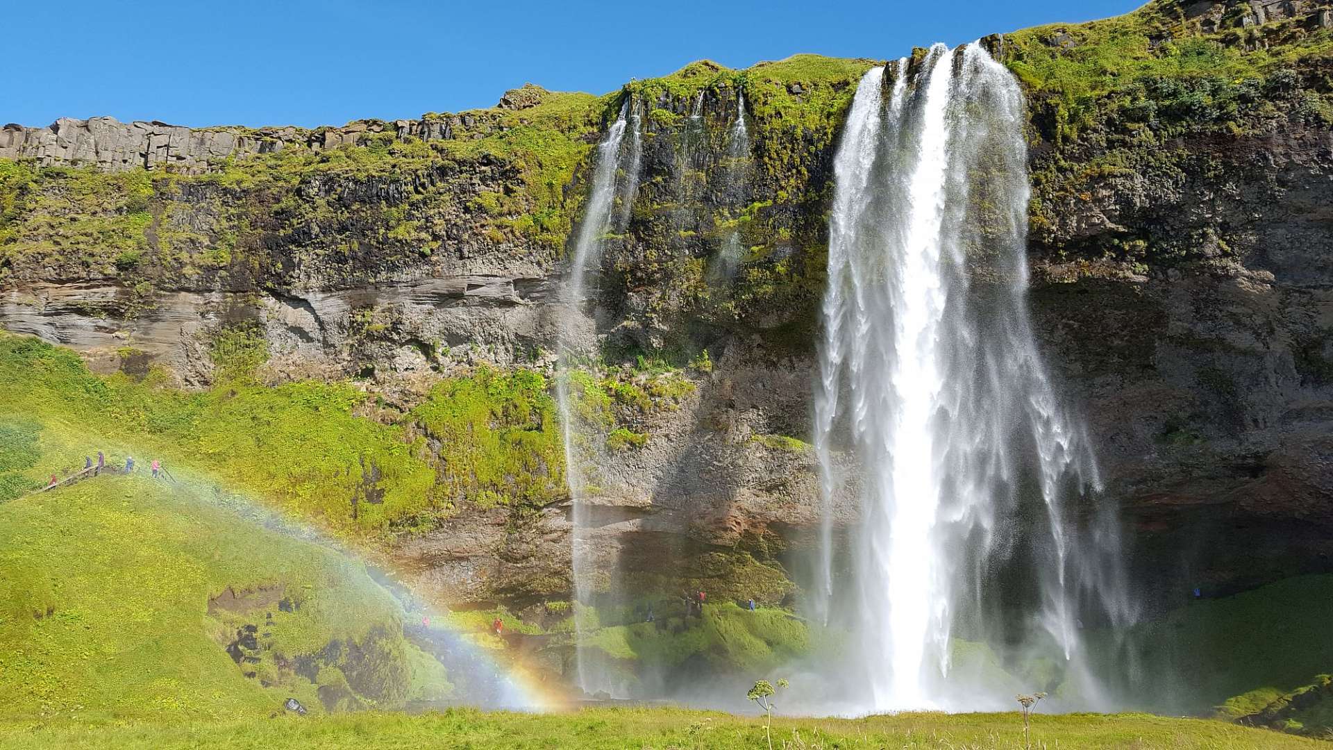 Am Eingang zum Þórsmörk: Seljalandsfoss