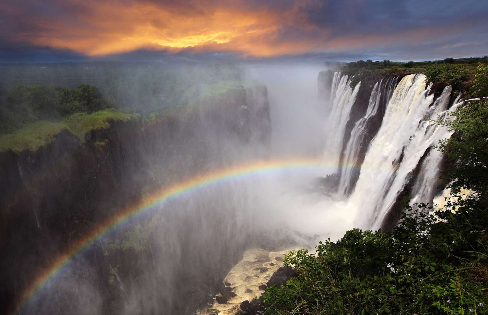 Victoria Falls: „Rauch, der donnert“