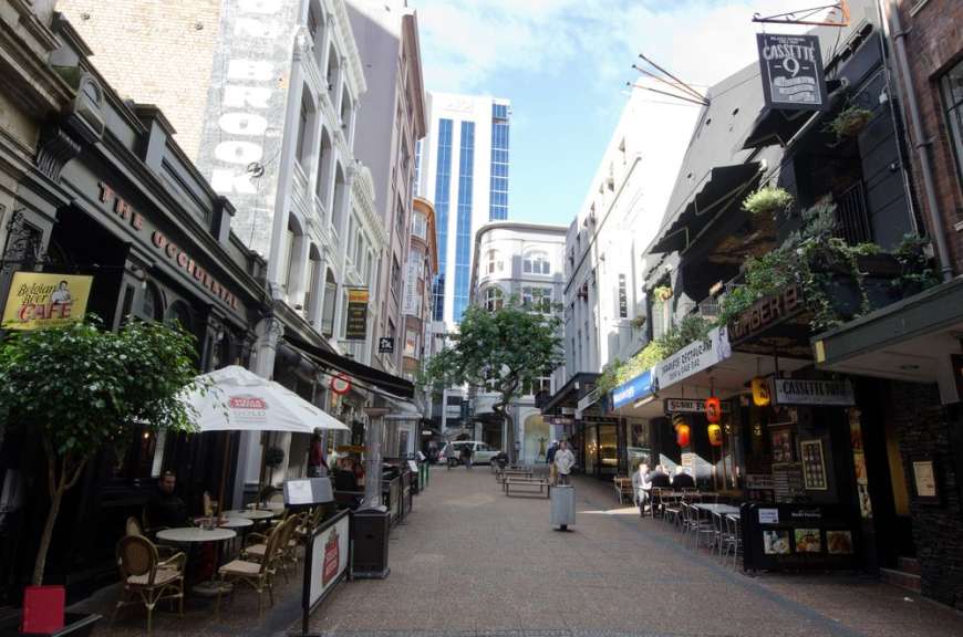 Fressgasse quer zur Queen Street: Vulcan Lane