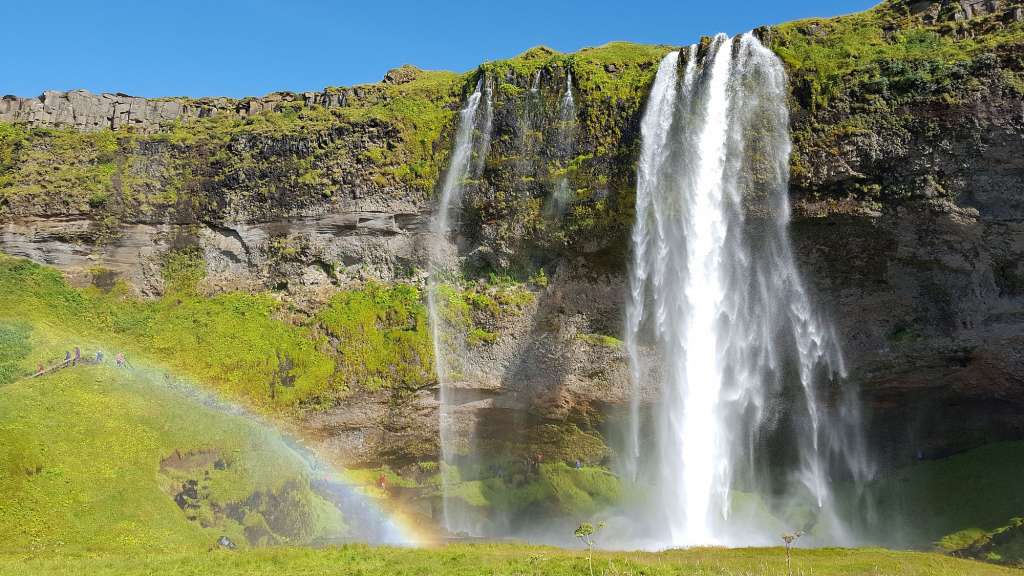 Am Eingang zum Þórsmörk: Seljalandsfoss