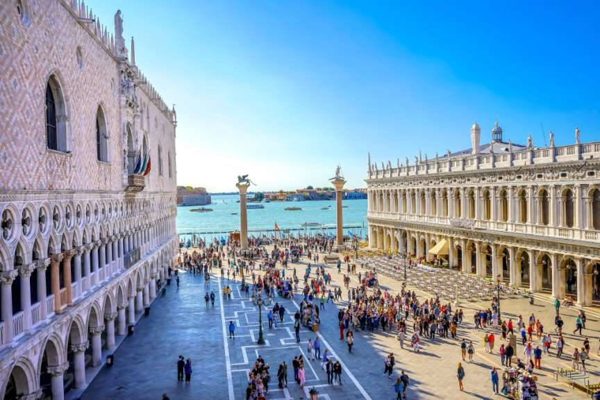 über 800 Jahre alt: Piazza San Marco