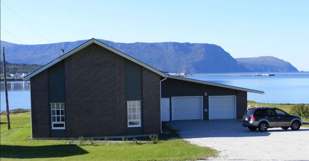 Blick auf die Küste: Strandhaus in Rocky Harbour