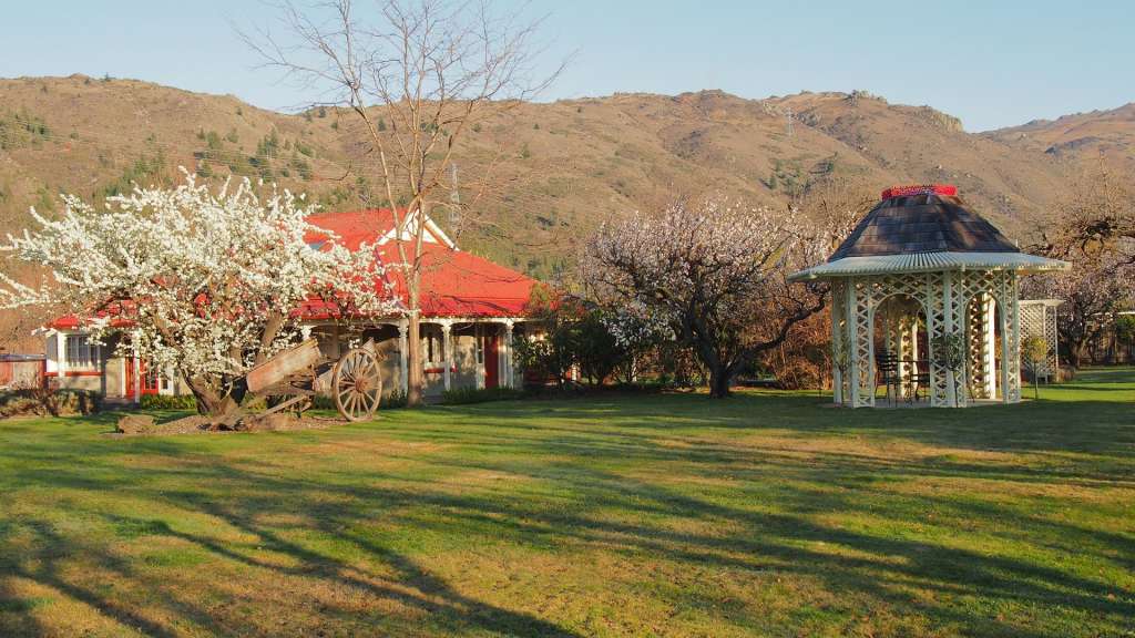 Am Ufer des Clutha River: B&B in Clyde