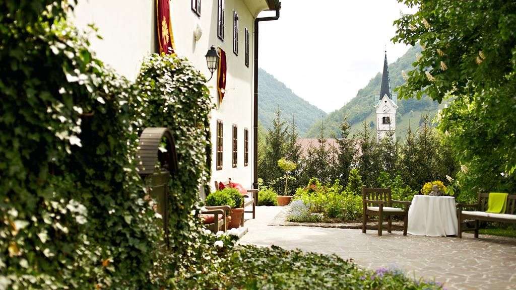 Kleine Zeitreise: ländliches Palais bei Spodnja