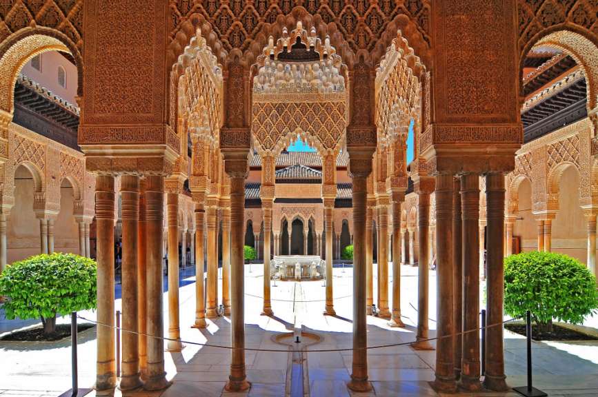 Einführungstour durch die Alhambra: Patio de los Leones
