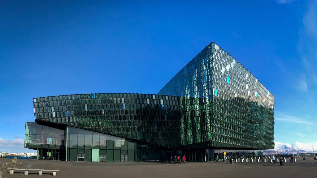 Konzert- und Opernhaus: Harpa
