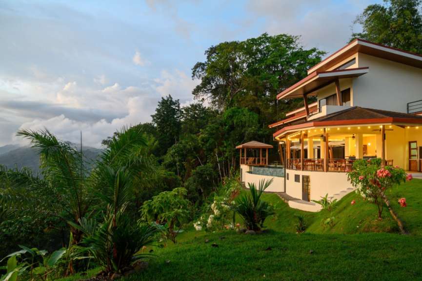 Ruhige Lage, weite Blicke: Boutique-Hotel in Saverge