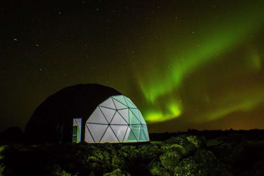 Polarlichter bestaunen in der Wärme: Aurora Basecamp