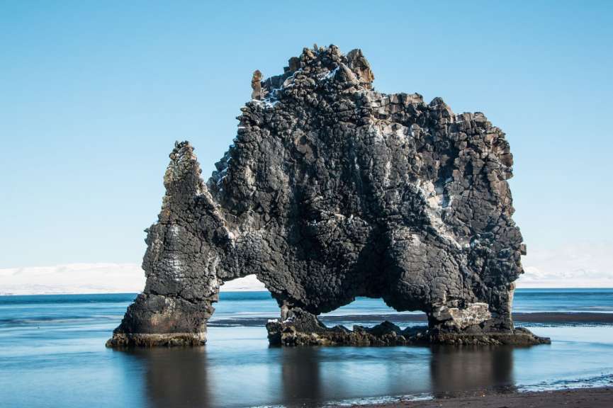 Der Legende nach ein versteinerter Troll – Hvítserkur