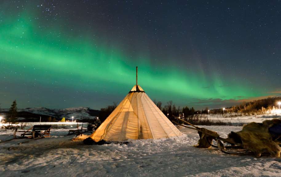 Traditionelles Zelt der Samen
