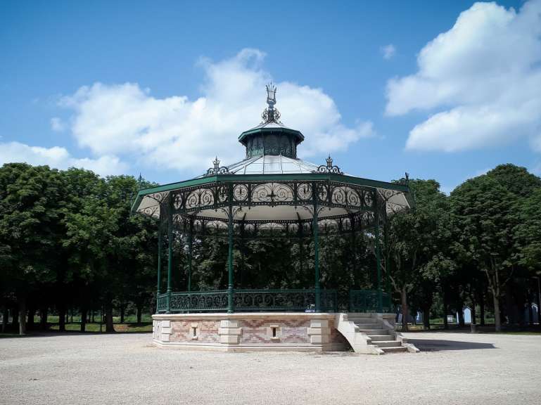 Pavillon im Park: Le Grand Jard