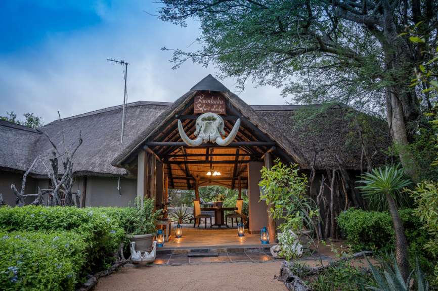 Kolonialstil in der Wildnis: Privatlodge in Timbavati