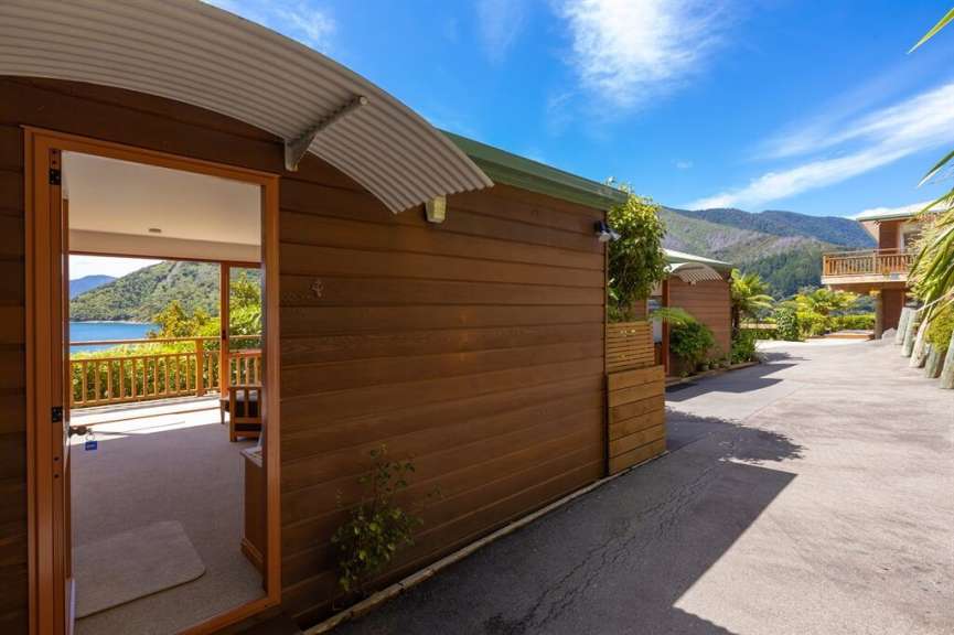 Traumhafte Lage: Cottages bei Picton