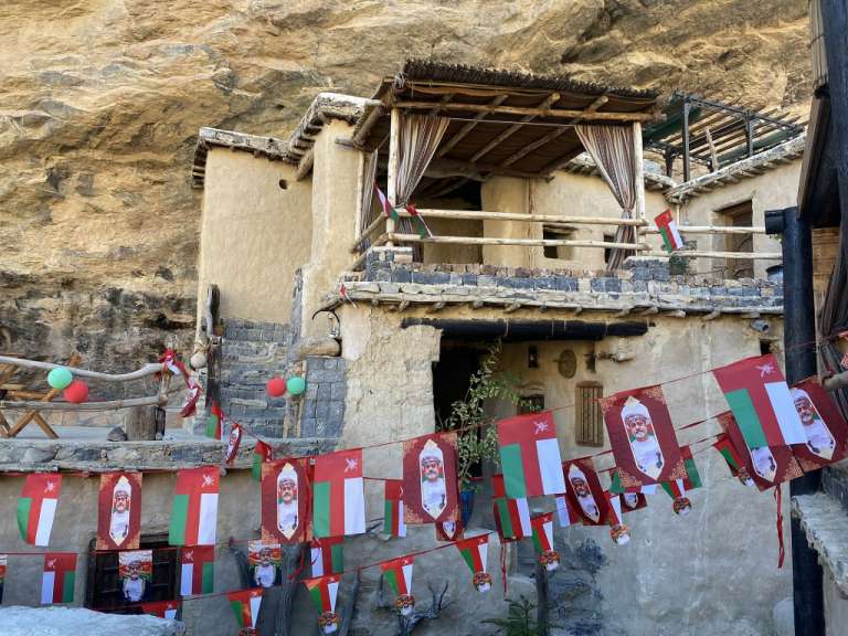 In den Fels geschlagen: Gästehaus am Djebel Akhdar