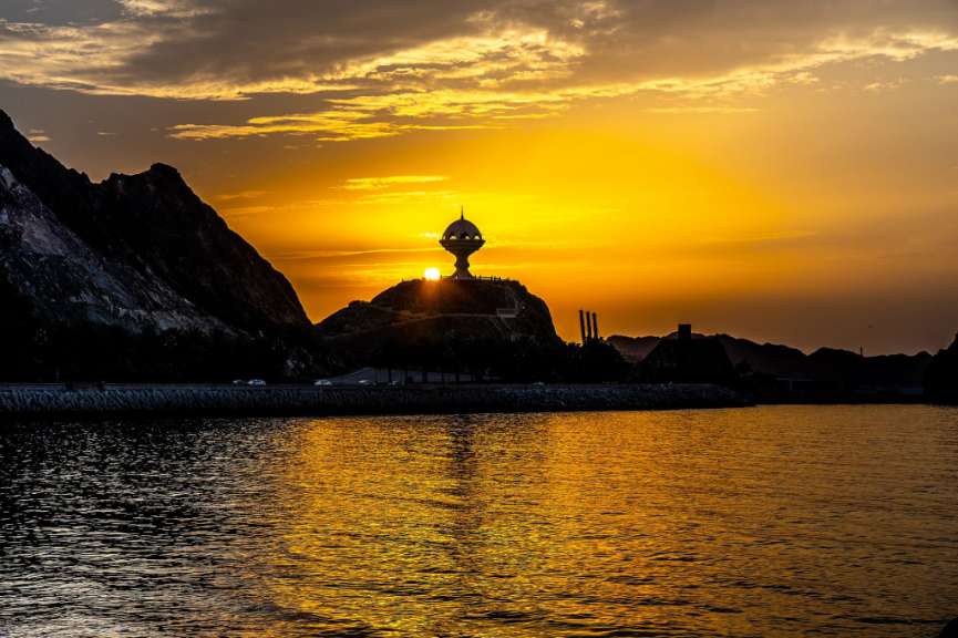 Abendstimmung vor der Küste: Dhau-Tour