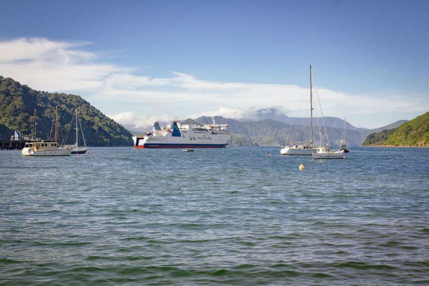 Interislander: Fähre zwischen Picton und Wellington