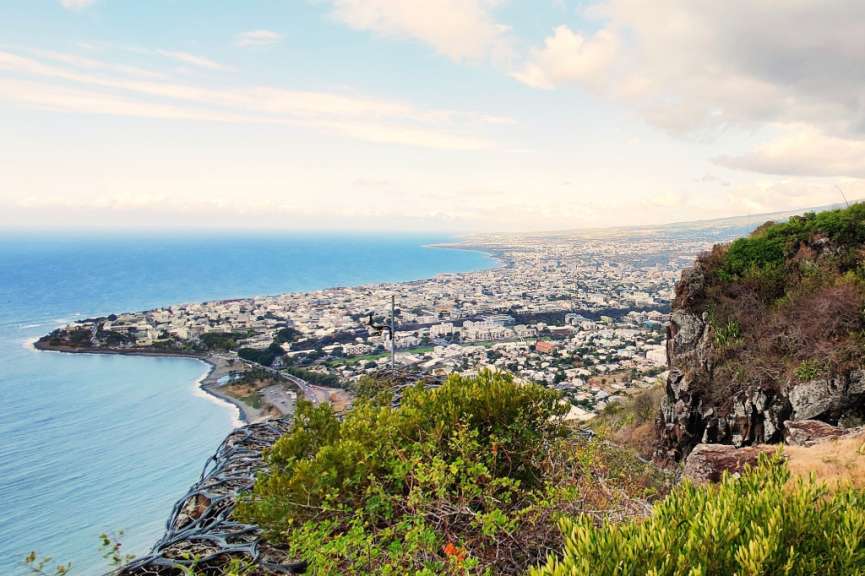 Inselhauptstadt: Blick über Saint-Denis