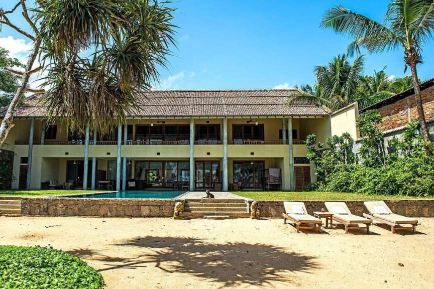Im Süden von Hikkaduwa: Villa am Strand