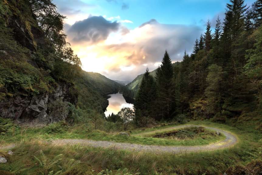 Kossdalssvingane auf Osterøy