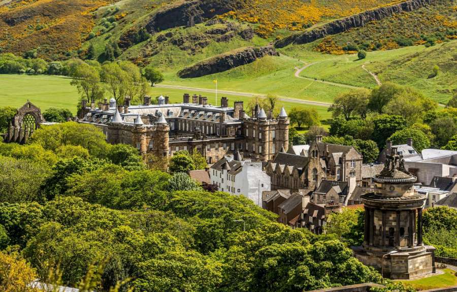 Holyrood Palace und Park