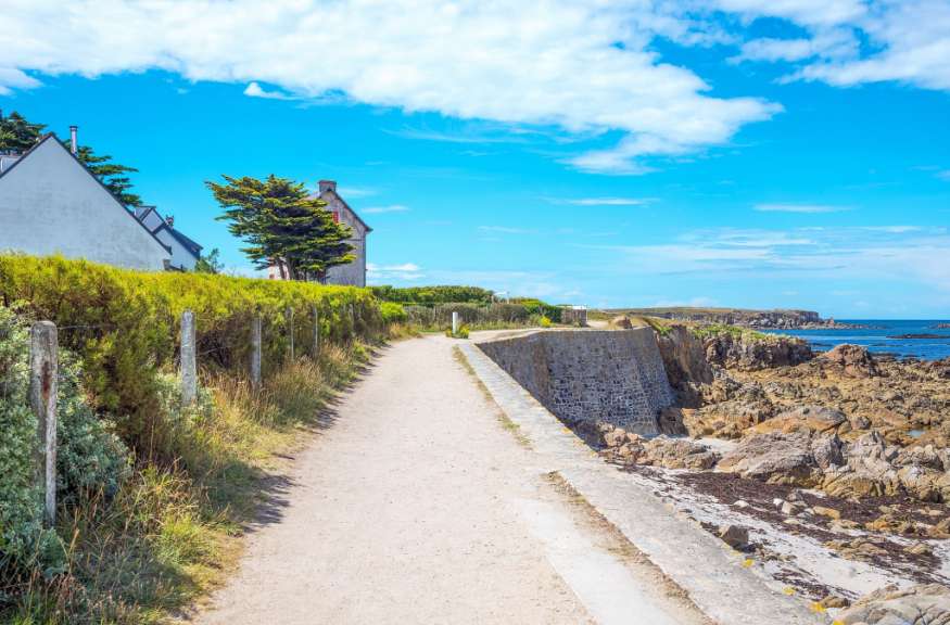 Entlang der Küste bei Portivy