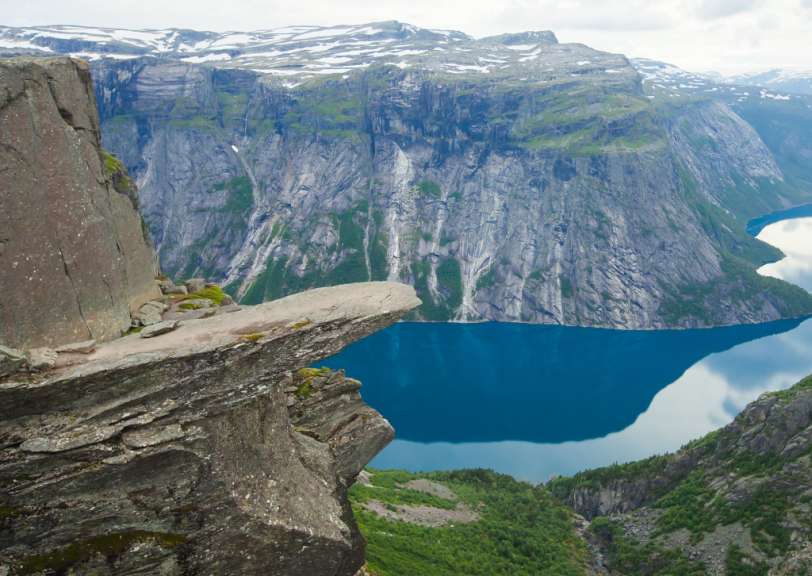 Bizarre Felsformation: Trolltunga