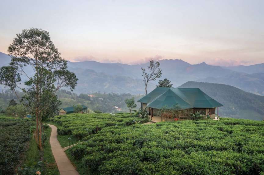 Übernachtung in einem Safari Zelt in den Bergen