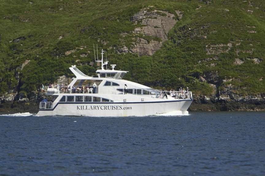 Blaue Wasser und grüne Hänge: Killary Fjord Bootstour