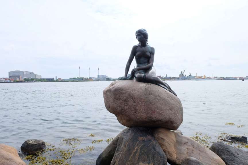 Aus einem Märchen von Andersen: die kleine Meerjungfrau