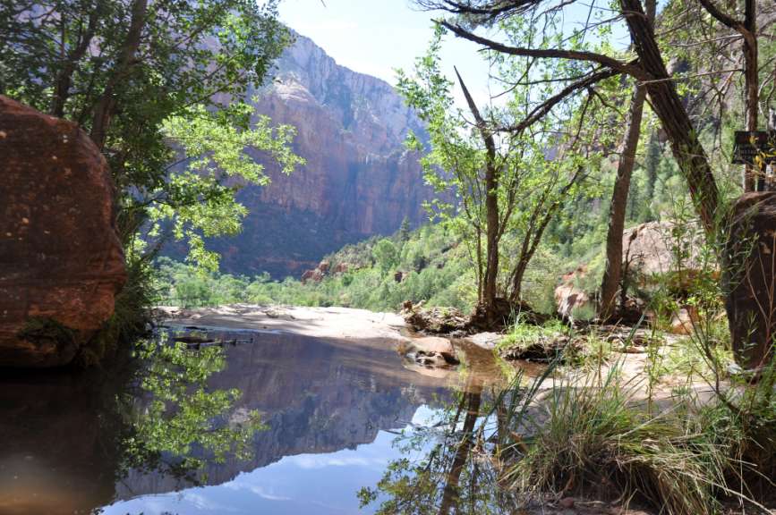 Emerald Pools Trailhead