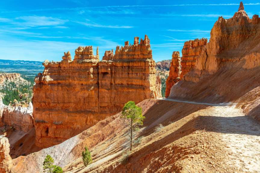 Navajo Loop Trail & Queens Garden Trail