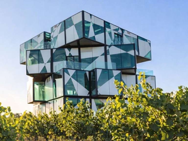 The d'Arenberg Cube