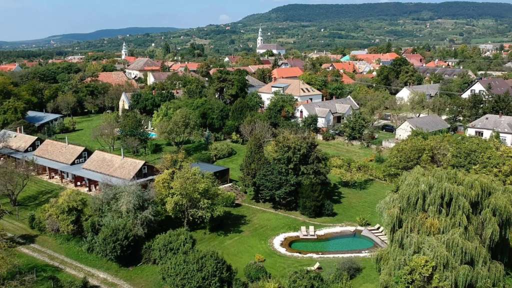 Am Nordufer des Plattensees: Naturreservat Kál-Becken