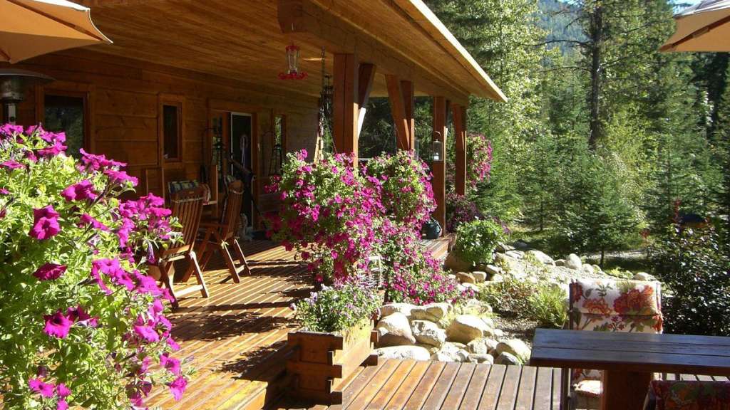 Kolibris und Bären: Lodge am Wells Gray Park