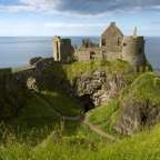 auf einer Felsklippe: Dunluce Castle