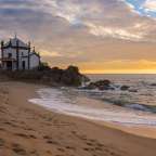 romantische Kirche am Atlantik: Capela do Senhor da Pedra