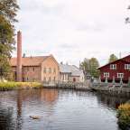 historische Industriegebäude und Schleuse in Forsvik