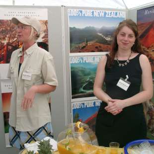 Die Eröffnung ist am 18.08.2002.