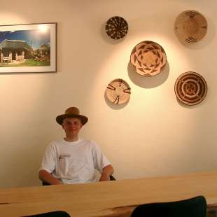 Tobias Garstka am neuen Schreibtisch