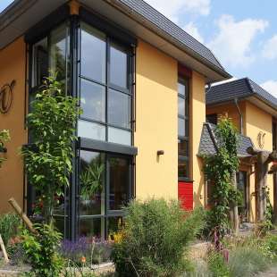 hell und lichtdurchflutet