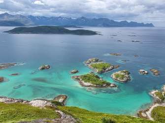 Ausblick vom Nordkollen auf Sommarøya