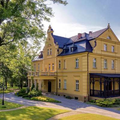 private Atmosphäre: Schloss in Niederschlesien