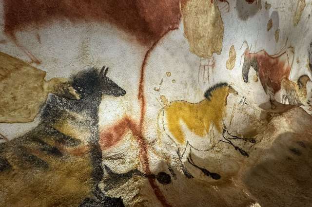 prähistorische Felsmalereien: Höhlen von Lascaux