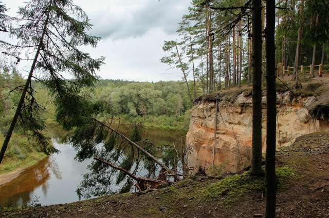 Das Ufer der kleinen Amata – ©Barbara Harbecke