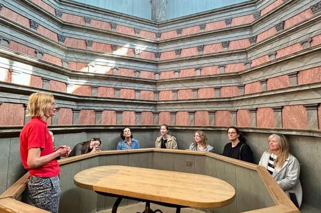 Gespannt zuhören: Vortrag