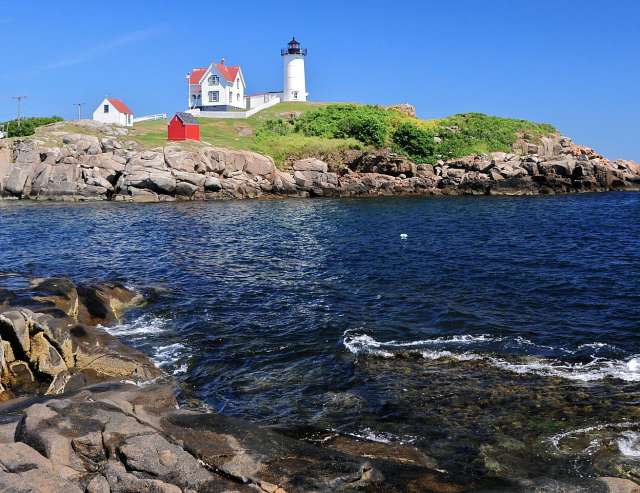 Cape Neddick Lighthouse  auf Nubble Island, Main