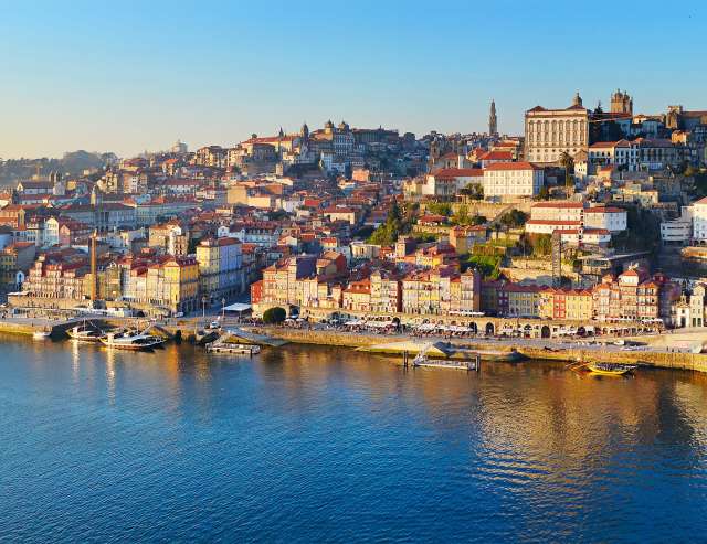 Terrassenförmig angelegt: Altstadt von Porto