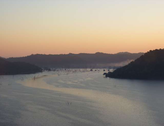 Stausee im Malilangwe Wildlife Reserve