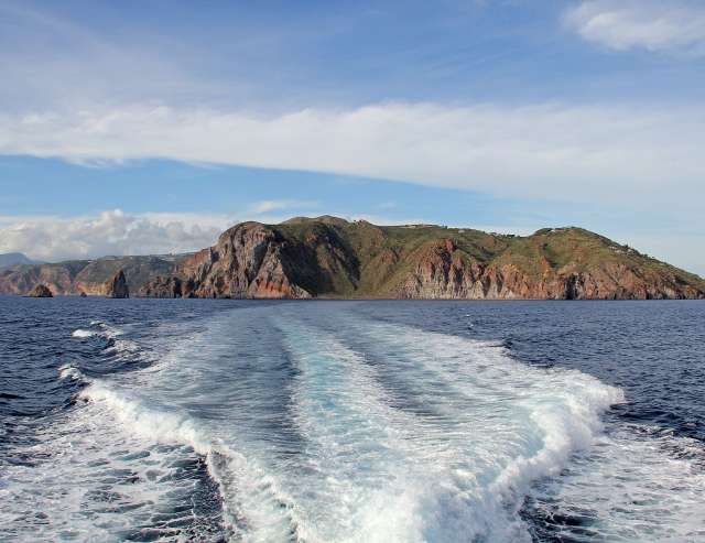 Sizilien: Küste von Lipari